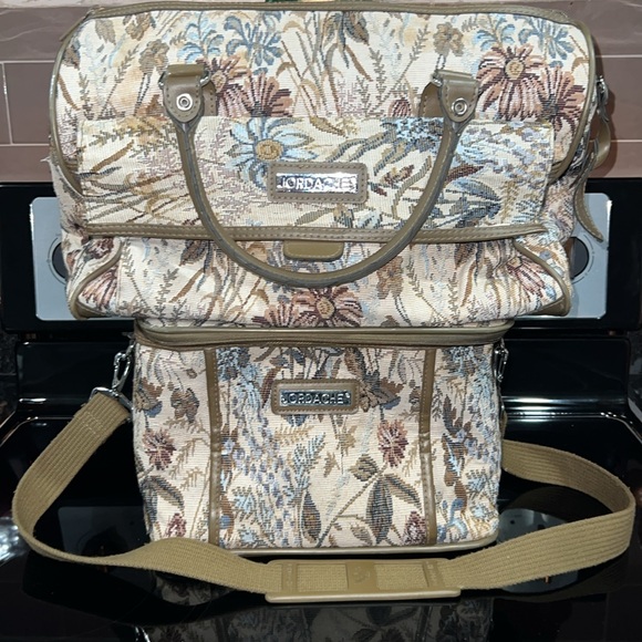 Vintage Jordache Makeup Bag Suitcase & Overnight weekender Bag. - Picture 1 of 12